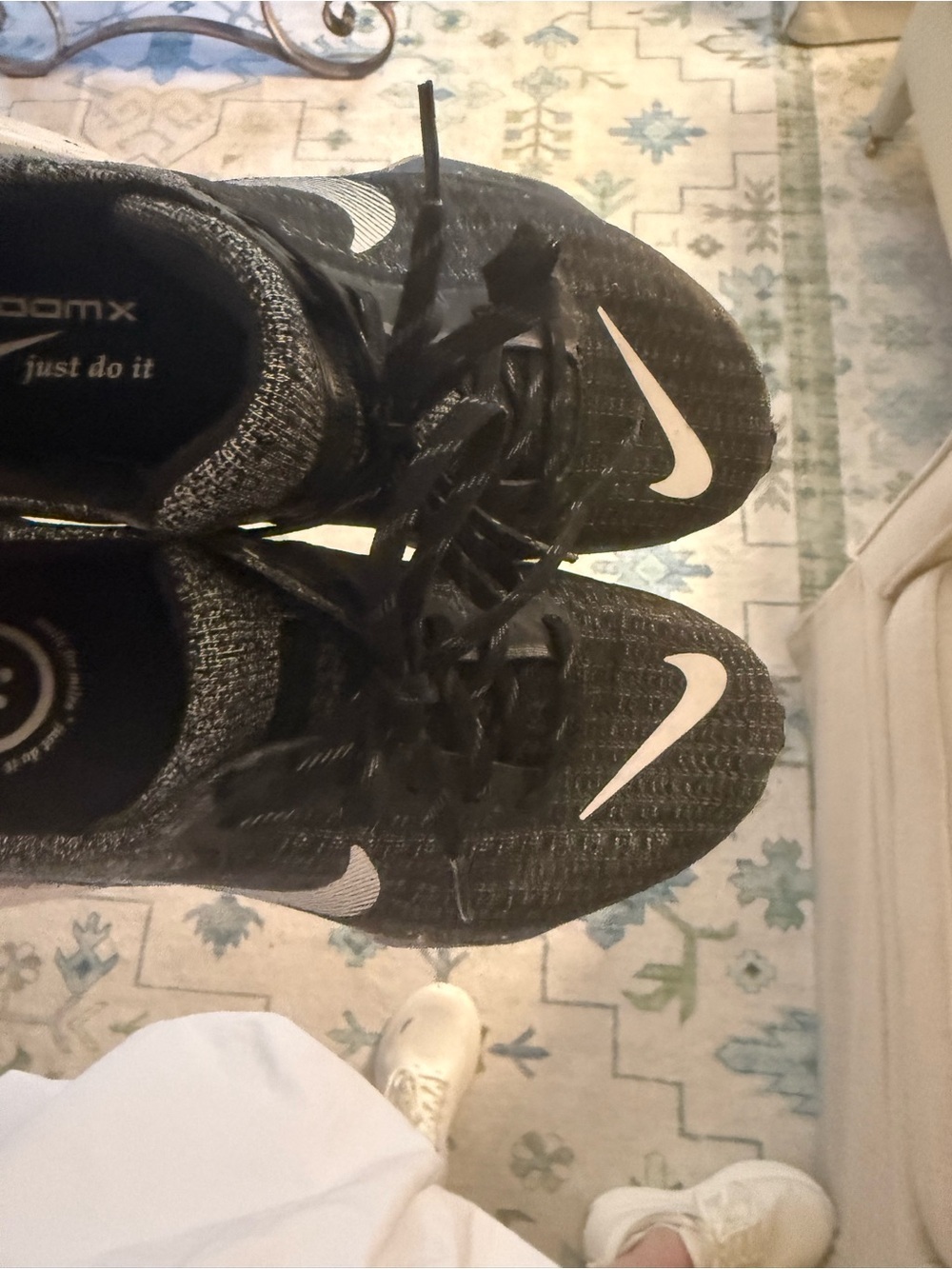 Nike ZoomX Invincible Run Flyknit 3 Black and White Running Shoes - Picture 7 of 7